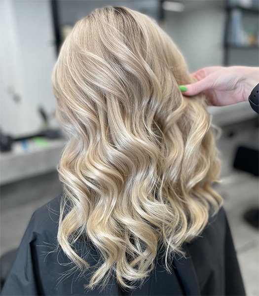 жіноча перукарня